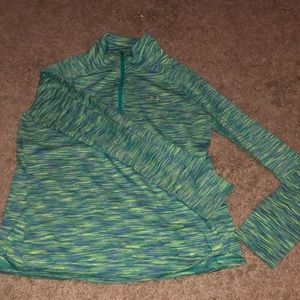 Quarter Zip UA sweatshirt